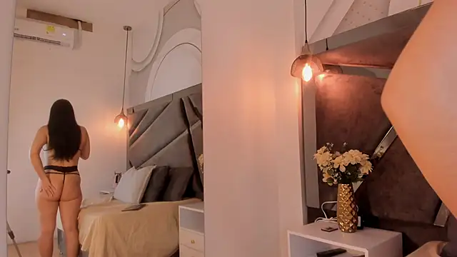 Chloee Parkerr online show from 04-27-26, 03:59