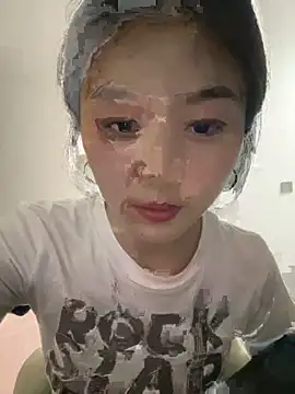 Snapshot of Shanshan_1267 chatting on 06-01-26, 01:46 Shanshan 1267 online show from 06-01-26, 01:46