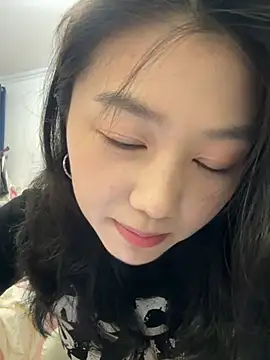 Snapshot of Shanshan_1267 chatting on 06-06-26, 11:04 Shanshan 1267 online show from 06-06-26, 11:04
