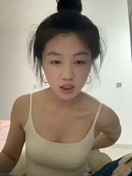 Snapshot of Shanshan_1267 chatting on 06-07-26, 12:53 Shanshan 1267 online show from 06-07-26, 12:53