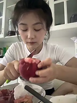 Snapshot of Shanshan_1267 chatting on 06-11-26, 01:42 Shanshan 1267 online show from 06-11-26, 01:42