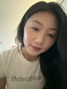Snapshot of Shanshan_1267 chatting on 07-05-26, 12:01 Shanshan 1267 online show from 07-05-26, 12:01