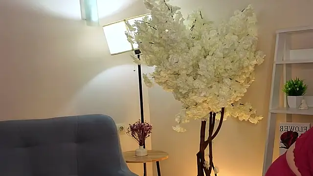 KimberlyDey online show from 04-29-26, 07:34