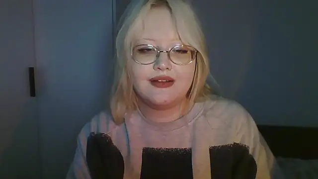 Elayne Sweet online show from 06-13-26, 06:22