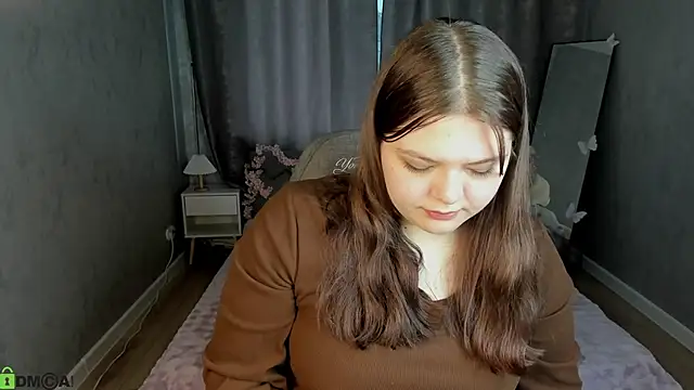 Evelyne Loo online show from 05-09-26, 01:11