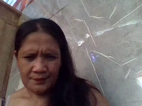 Snapshot of PinayZaira chatting on 06-15-26, 08:16 PinayZaira online show from 06-15-26, 08:16