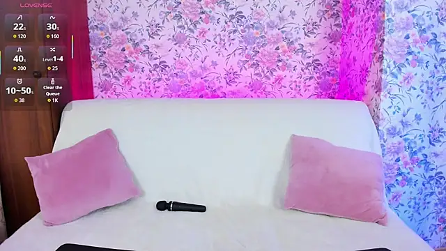Snapshot of MissAlison__ chatting on 07-05-26, 07:59 MissAlison online show from 07-05-26, 07:59