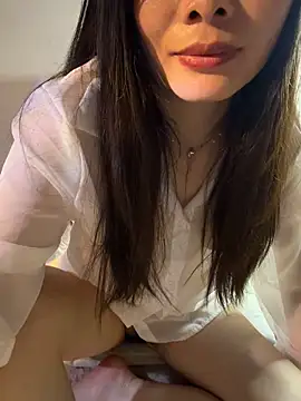 Xiaoyunduo1 online show from 04-28-26, 05:07