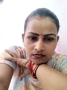 Snapshot of Legend_choice chatting on 04-05-26, 06:21 Legend choice online show from 04-05-26, 06:21