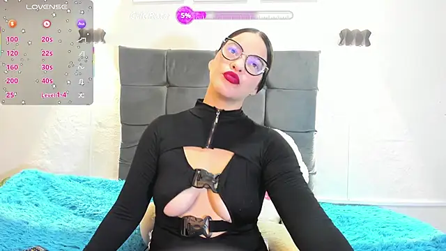 Valeri Martin online show from 05-25-26, 11:11