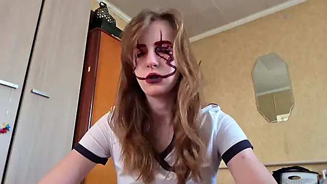 DonnaKuc online show from 04-07-26, 06:14
