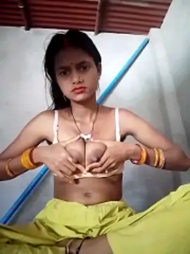 Snapshot of Payel_1 chatting on 04-06-26, 07:31 Payel 1 online show from 04-06-26, 07:31