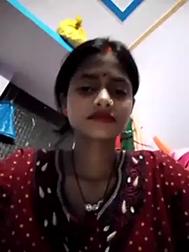 Snapshot of Payel_1 chatting on 04-11-26, 08:24 Payel 1 online show from 04-11-26, 08:24