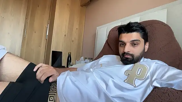 Snapshot of priyxh chatting on 05-24-26, 01:49 priyxh online show from 05-24-26, 01:49