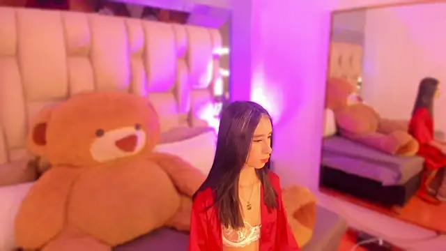 Snapshot of RaquelleValmont chatting on 04-29-26, 07:53 RaquelleValmont online show from 04-29-26, 07:53