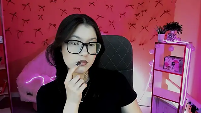 JennyGibson online show from 04-26-26, 05:05