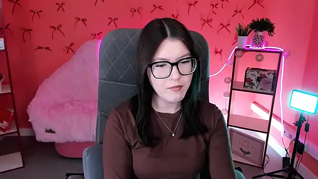 JennyGibson online show from 04-29-26, 05:11