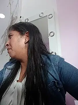 SofiaMendez1  online show from 05-16-26, 06:17
