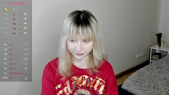 MiaKimiko online show from 05-20-26, 01:01