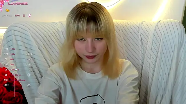 MiaKimiko online show from 06-06-26, 01:32