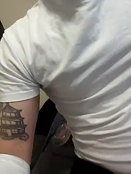 Daniel94699 online show from 04-02-26, 10:24