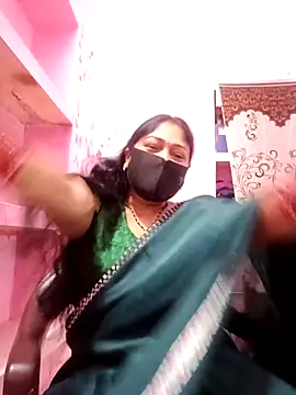 Snapshot of Pinki-girl chatting on 04-28-26, 05:23 Pinki-girl online show from 04-28-26, 05:23