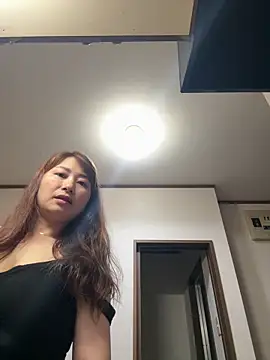 Snapshot of Ava_xxx chatting on 04-28-26, 10:31 Ava xxx online show from 04-28-26, 10:31