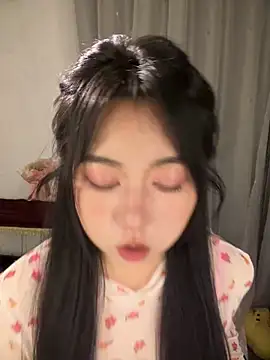 ooooBaby129 online show from 04-28-26, 02:11