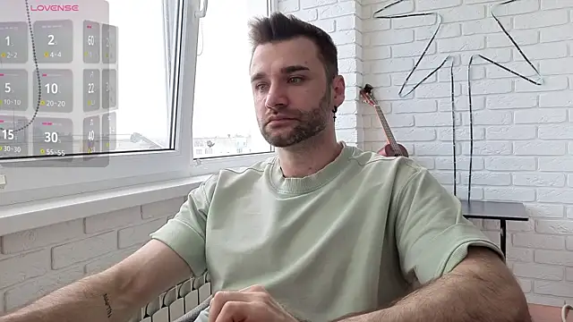 Snapshot of DaddySlava chatting on 05-18-26, 08:09 DaddySlava online show from 05-18-26, 08:09