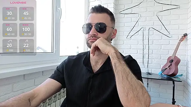 Snapshot of DaddySlava chatting on 06-03-26, 03:06 DaddySlava online show from 06-03-26, 03:06