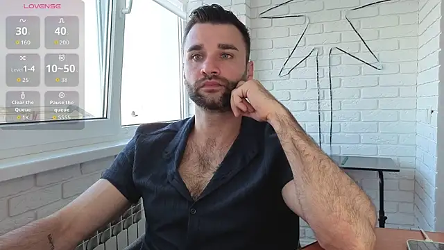 Snapshot of DaddySlava chatting on 06-18-26, 05:17 DaddySlava online show from 06-18-26, 05:17