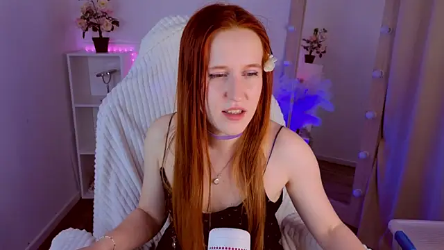 Snapshot of EvaBellea chatting on 04-15-26, 07:58 EvaBellea online show from 04-15-26, 07:58