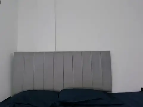 jazlycute   online show from 04-28-26, 10:53