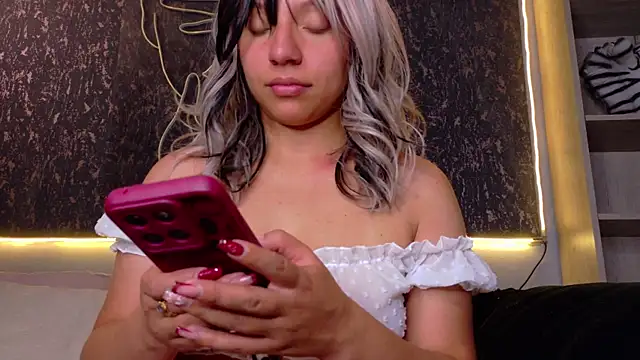 Saraa love  online show from 07-04-26, 06:58