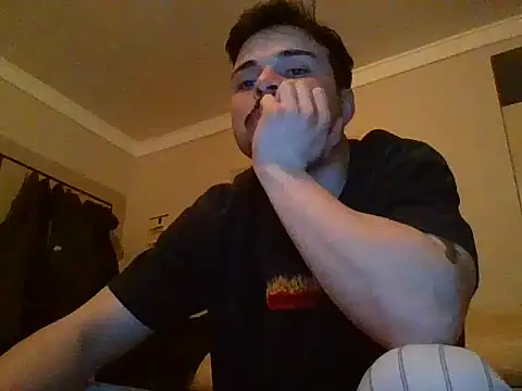 Snapshot of Hayat2Bilet chatting on 04-07-26, 05:02 Hayat2Bilet online show from 04-07-26, 05:02