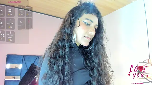 Hanna Clark   online show from 07-07-26, 11:25