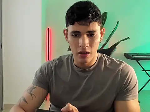 Massimo Rinaldi online show from 04-10-26, 03:34