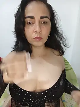 Snapshot of Emily_Divi69 chatting on 05-31-26, 03:04 Emily Divi69 online show from 05-31-26, 03:04