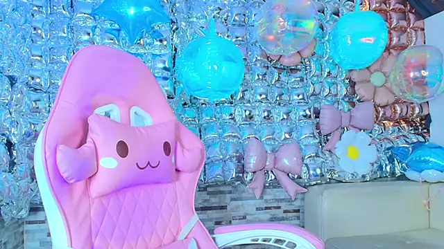 candy-paris online show from 06-25-26, 03:16