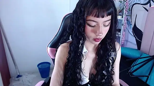 adulce pinkcm online show from 05-17-26, 02:24