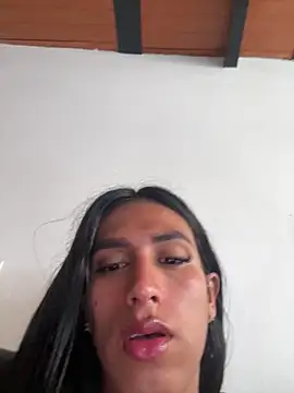 luna duque online show from 05-27-26, 03:20