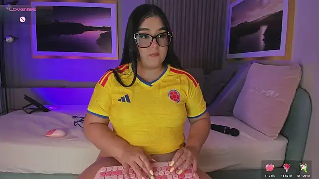 AlisonRose  online show from 06-17-26, 10:21