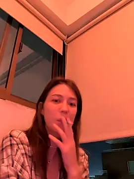 Snapshot of ulika_200419 chatting on 04-16-26, 12:33 ulika 200419 online show from 04-16-26, 12:33