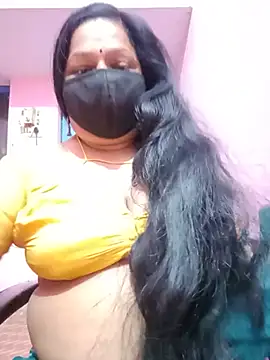 PINKI 024 online show from 05-18-26, 07:25