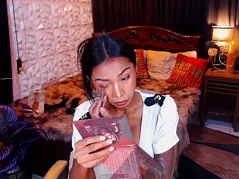 Snapshot of SluttyWhoreAra chatting on 04-12-26, 04:23 SluttyWhoreAra online show from 04-12-26, 04:23