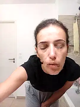 Lolaa92i online show from 04-11-26, 10:30