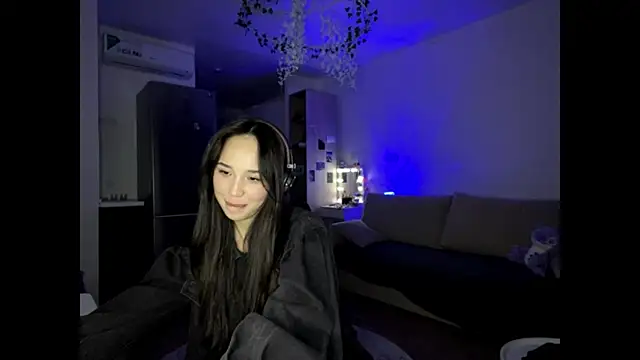 Snapshot of Elizabetswan chatting on 04-16-26, 08:31 Elizabetswan online show from 04-16-26, 08:31