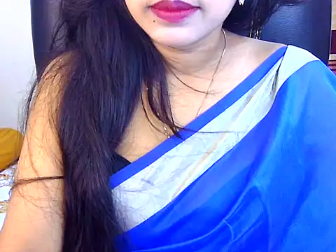 Noor Zarin online show from 05-18-26, 08:14
