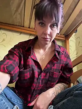 Snapshot of Bella_heart chatting on 04-10-26, 12:10 Bella heart online show from 04-10-26, 12:10