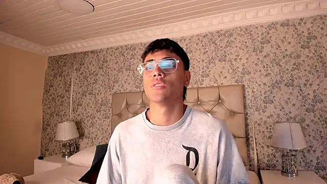 DannTaylor online show from 04-09-26, 12:54